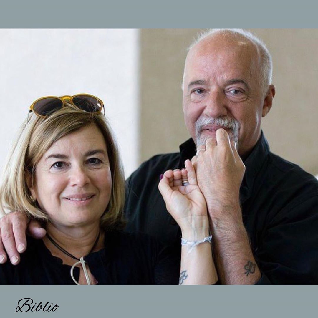 پائولو با کریستینا اویتیسیکا، یک هنرمند و نقاش برزیلی، ازدواج کرده است. در سال 2